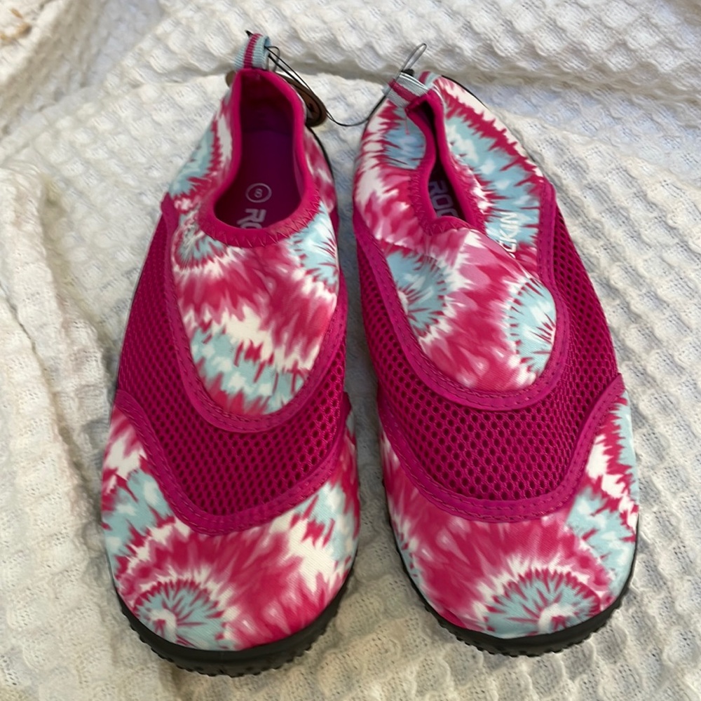 WOMEN'S AQUA SOCKS TIE DYE.